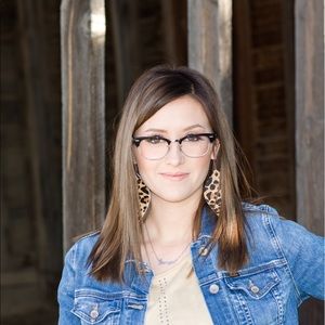 Meet your Posher, Kaycee